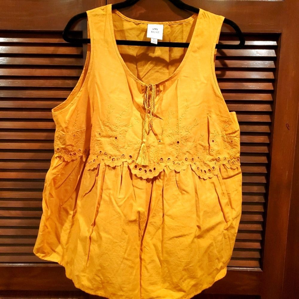 Knox Rose Sleeveless Blouse